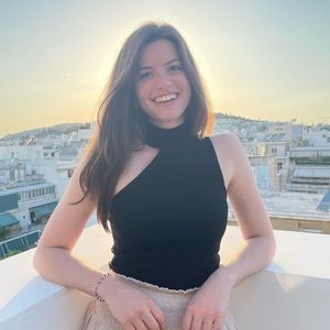 Meet your Posher, Fia